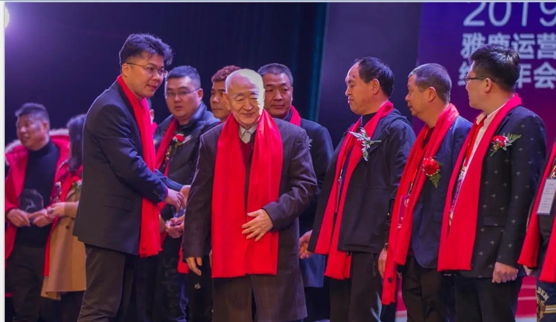 江苏“太仓大黑马”：23岁进工厂，创办民企500强，年入282.33亿