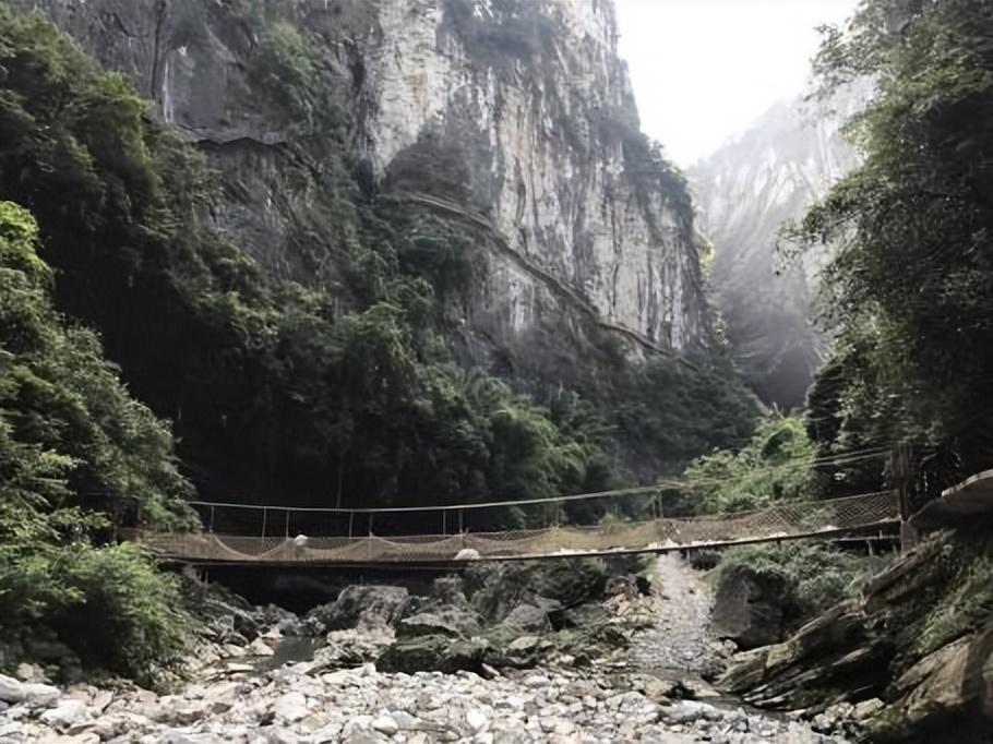 宄¤胺鍦ㄥ煄甯傞噷闈㈢殑鏅偣,杩欎簺鍩庡競鍛ㄨ竟绉樺钘忎笉浣忎簡