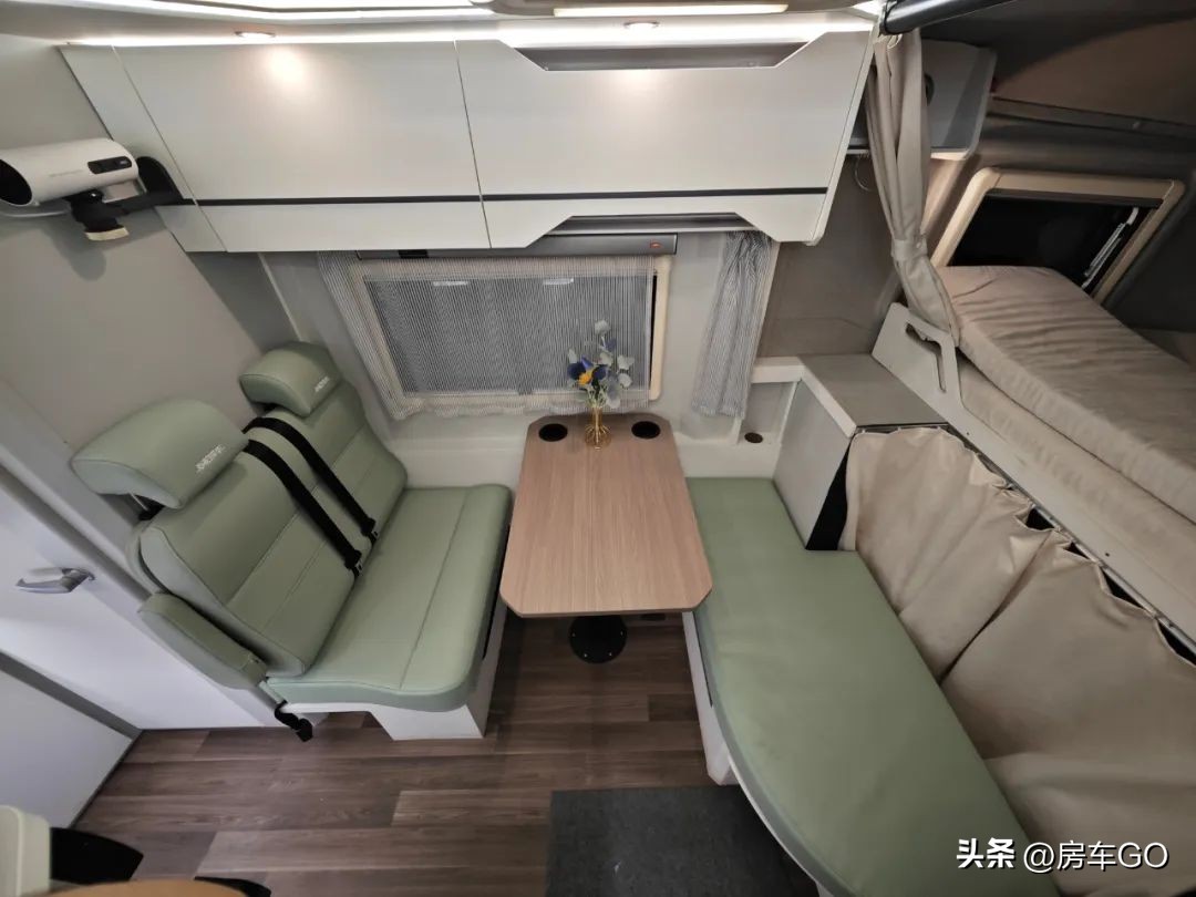 自由炮越野房车实际使用游记,全新自由炮房车c布局亮相