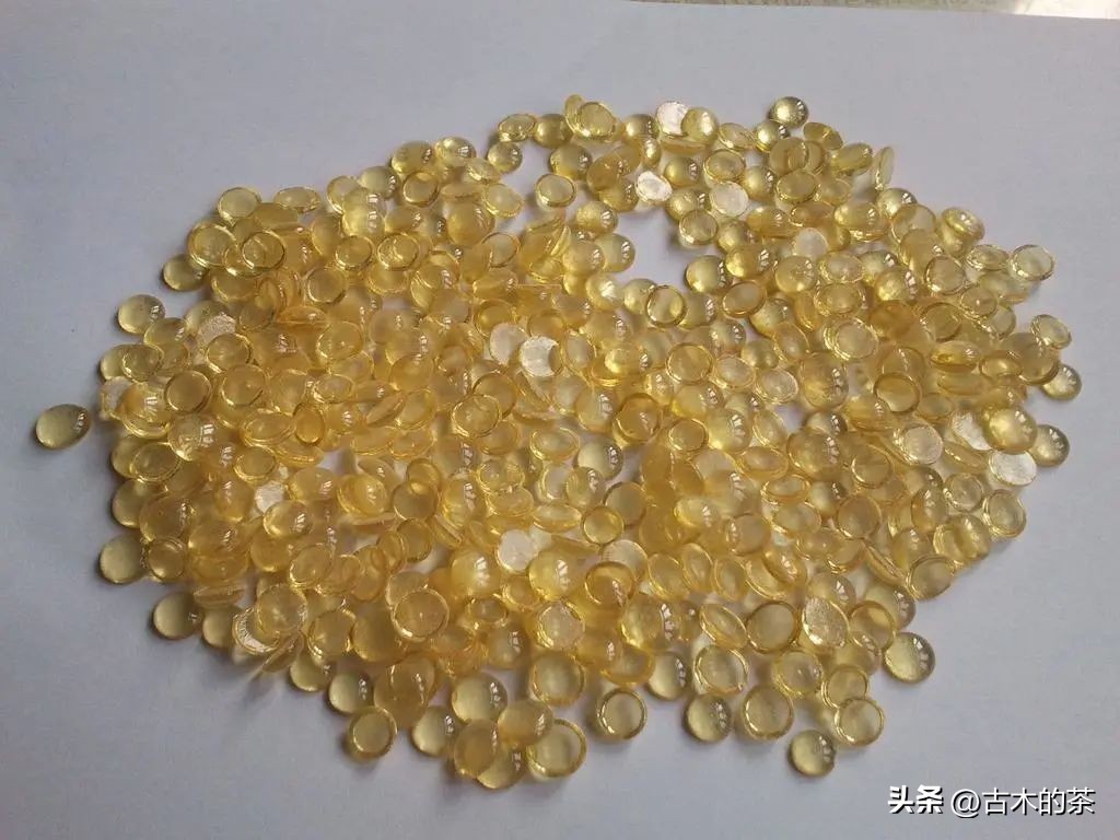 用于环氧树脂和氰酸酯共聚物的苯基膦酸铜的阻燃性和热性能