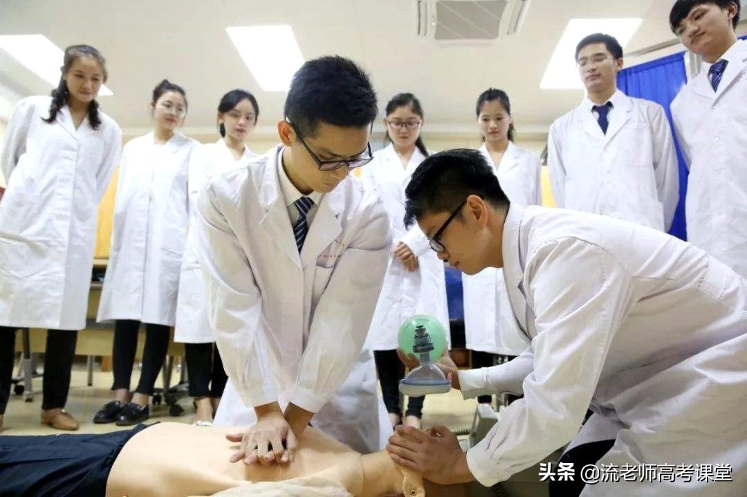 现在报什么专业好就业前景好,高考理科就业前景较好的十大专业