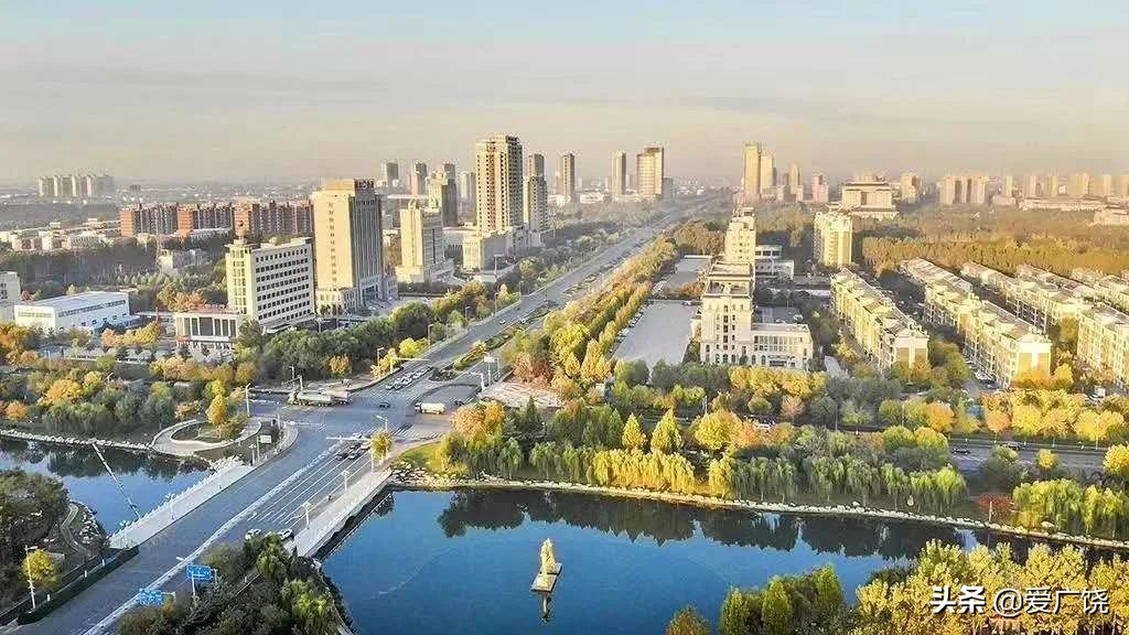 我县召开2022年度重点项目谋划会,全县下半年重点项目观摩