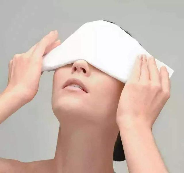 左眼皮上眼皮跳是什么预兆呢,左眼皮上眼皮跳是好运还是厄运