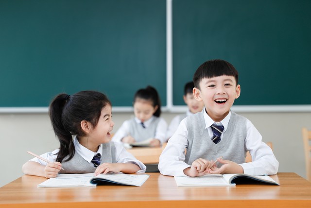 甘肃“*女幼**被强奸”事件，越深挖越吓人，撕碎了谁的遮羞布？