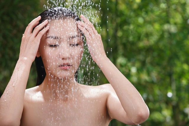 头重如裹腹胀如鼓,头重如裹精神不振