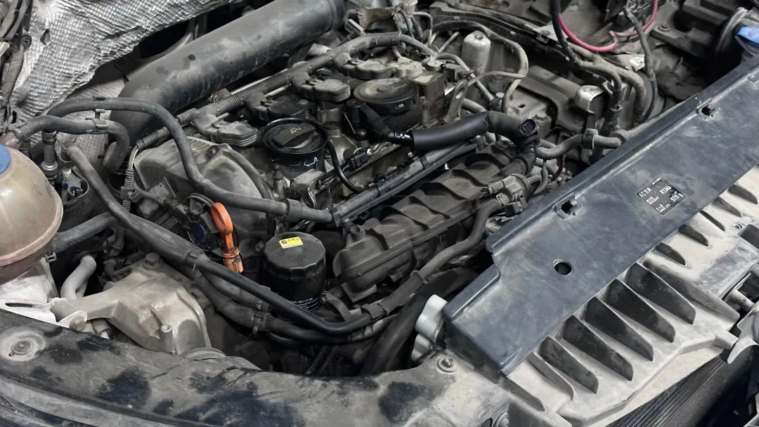 12年大众途观二手车翻新,大众途观外观塑料件翻新