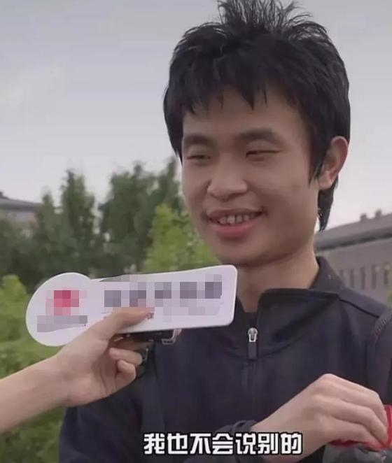 北大韦神采访走红原视频,北大老师韦神上热搜的即兴评述