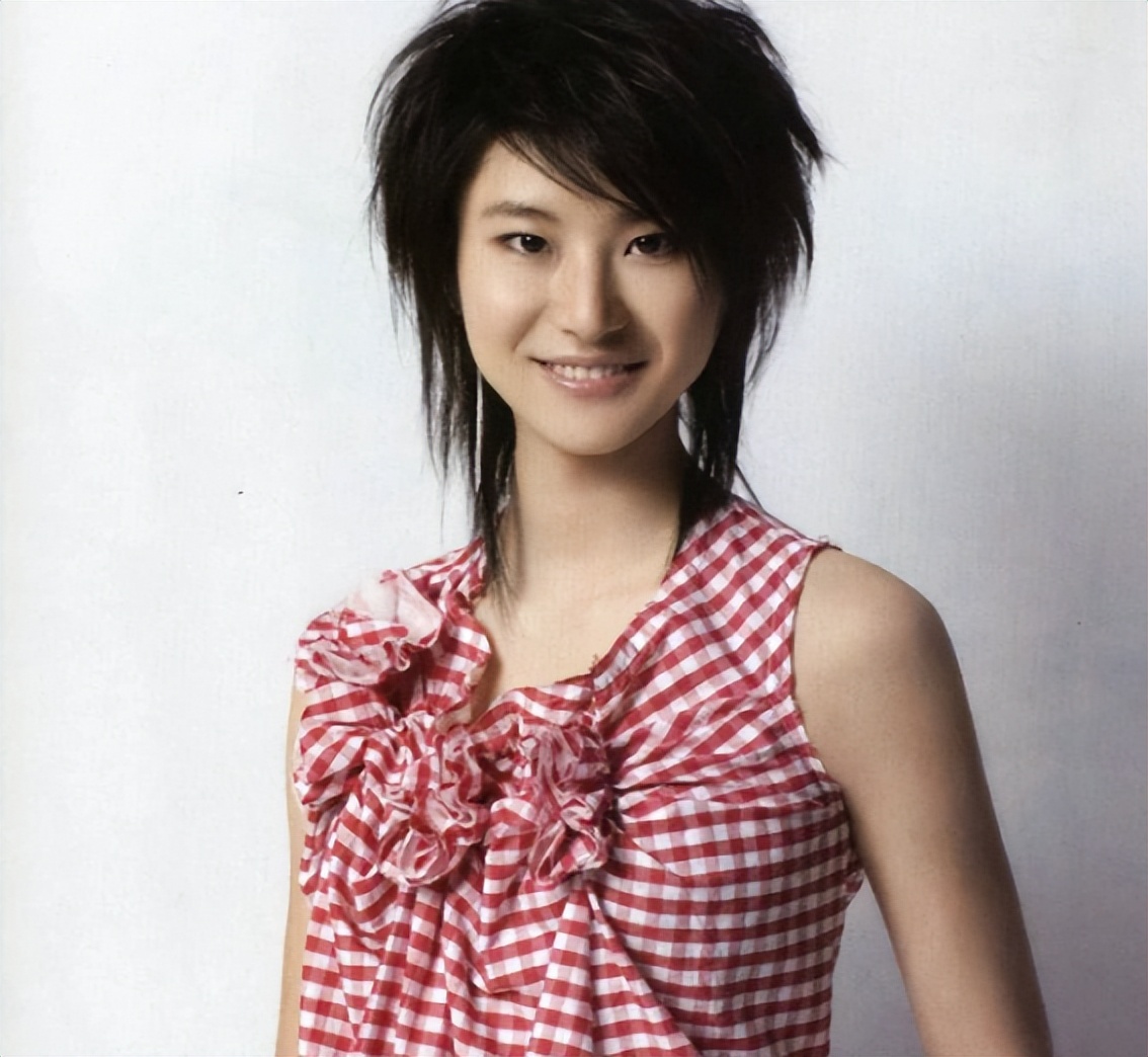 超级女声李宇春是哪一年的,李宇春超级女声现状