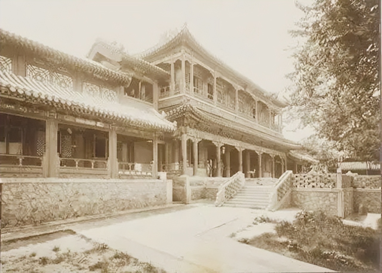 毛主席问*小平邓**：我死后中国会是什么样？他的回答令主席满意点头