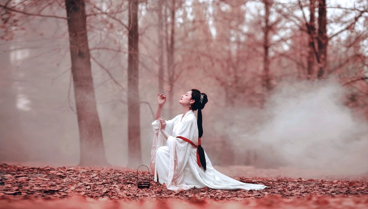 关于爱情的诗词短句唯美,关于爱情诗词简短句子