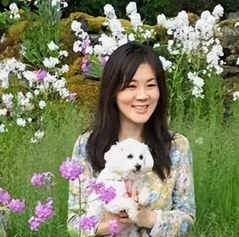 日本美少女工笔画家,日系女画家作品