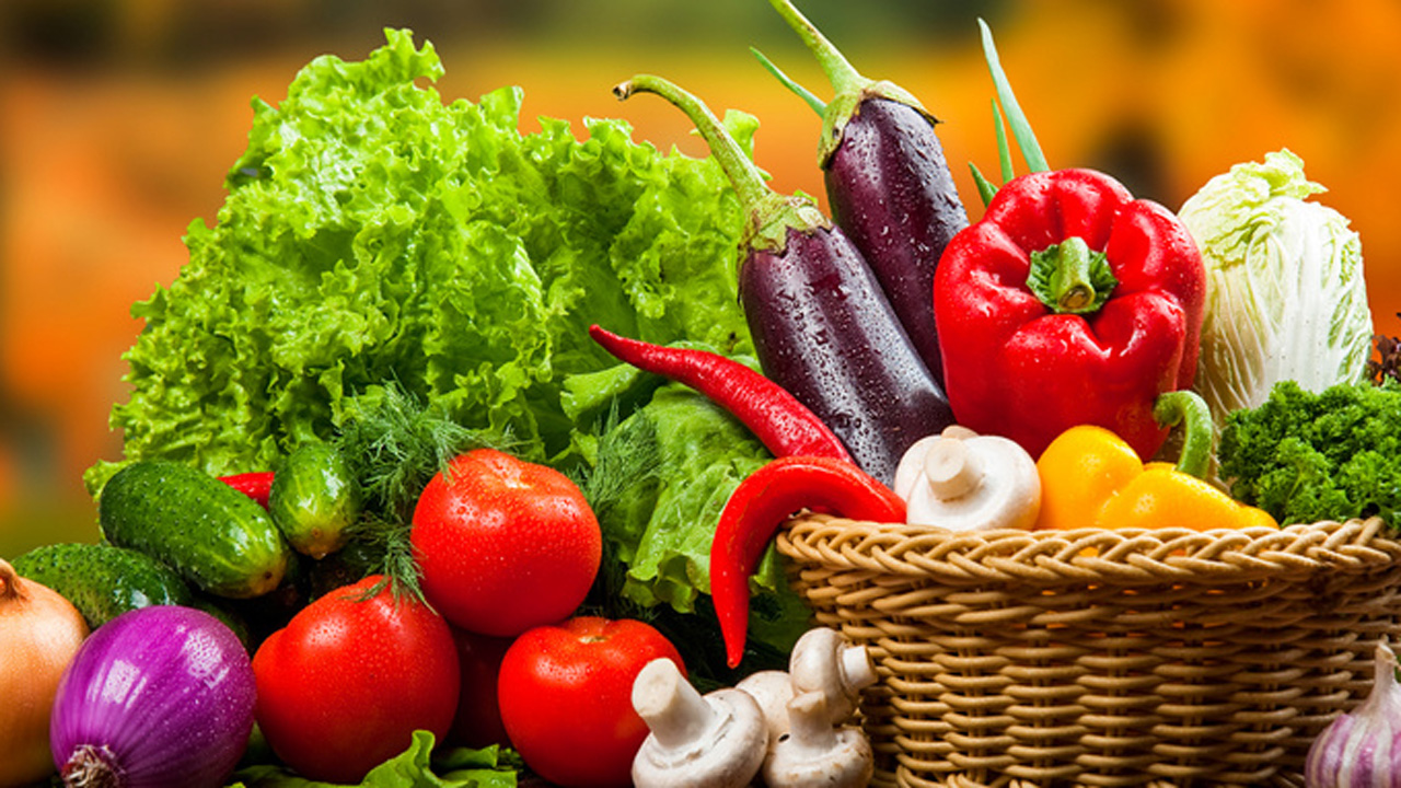 确诊新冠咽痛吃什么,感染新冠嗓子痛喝热水还是冷水