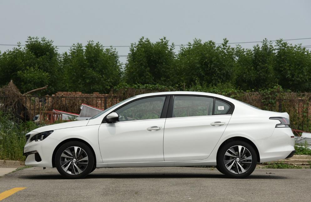 标致408真的不值得购买吗,标致408是否真的值得购买新款