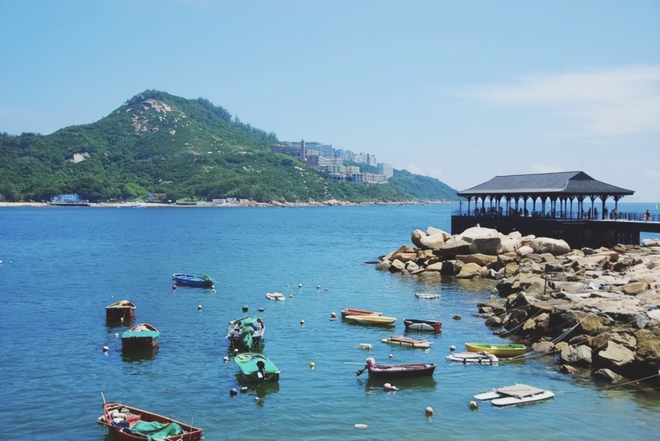 大陆人去香港有优惠吗,外国人去香港旅游需要什么条件