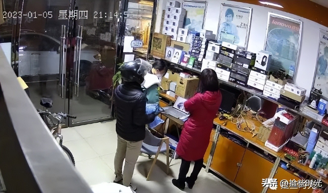 学霸都不看电视吗,学霸家里从来不看电视