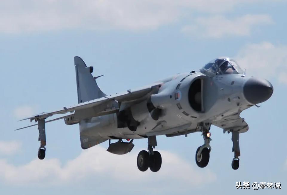 印度潜艇误击驱逐舰事件,巴基斯坦击沉过印度航母吗