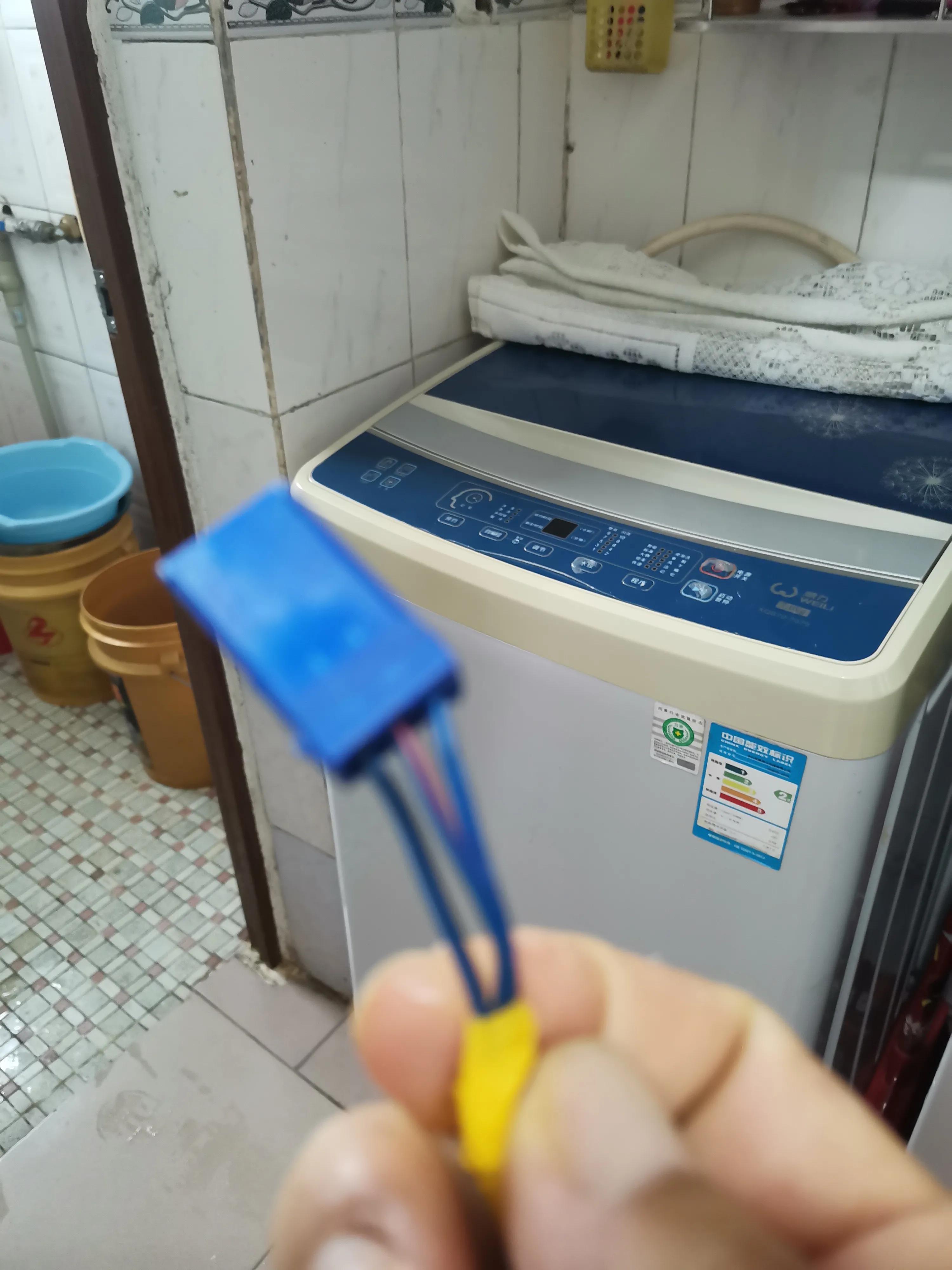 洗衣机出现de故障维修视频,洗衣机出现故障洗好了还放水