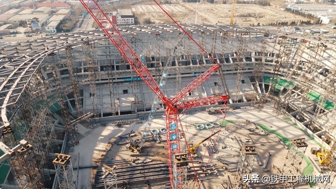 三一重工支援卡塔尔世界杯,三一重工起重机支援汶川