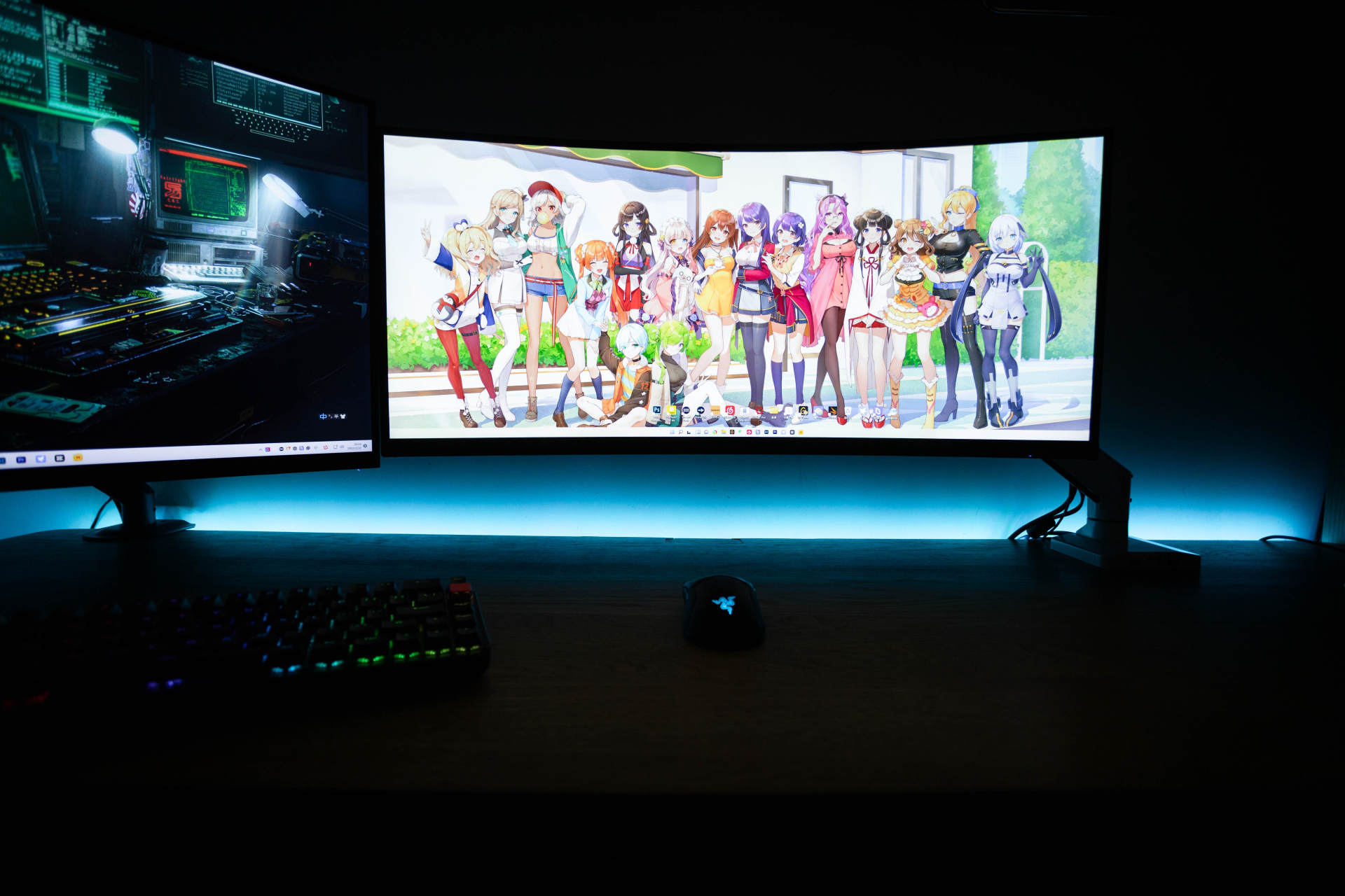 23.8英寸显示器桌面效果,桌面1.3米扩展显示器