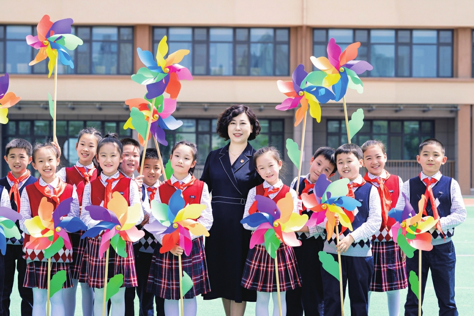 “和燕校园”行致远守正创新育芬芳历下区燕山小学确立“以德立校,以质强校,赋能创新”发展方针