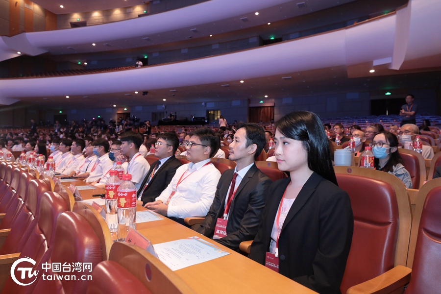 浙江海峡两岸青年发展论坛,海峡两岸青年发展论坛在杭州举办