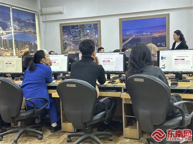 黎明（中亚）海丝学院2024级跨境电商培训班正式开班