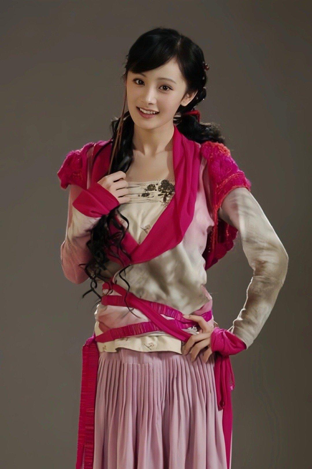 仙剑奇侠传三杨幂23,杨幂分饰两角仙剑三