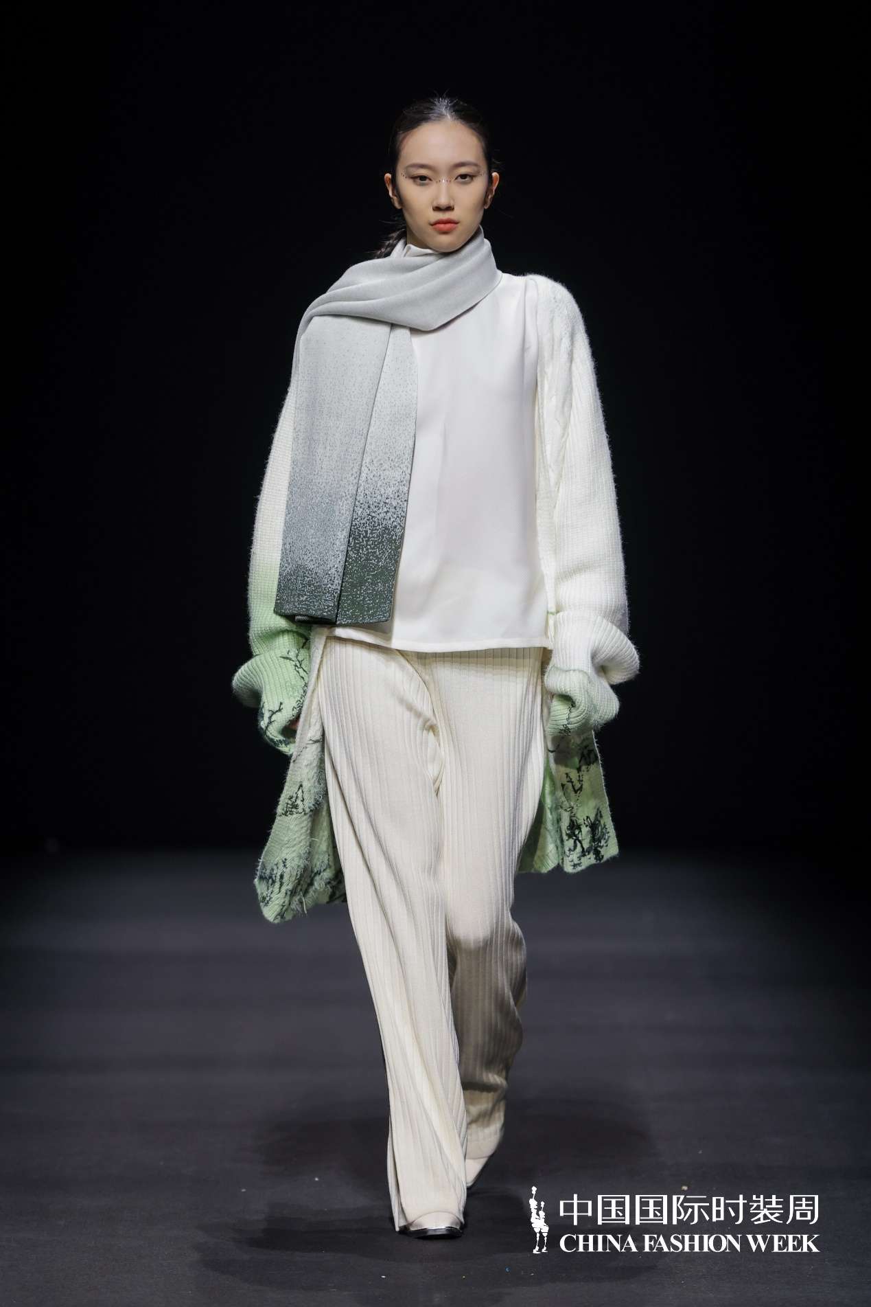 acnestudios时装周2024,2024大嘴猴国际时装周在哪儿举办