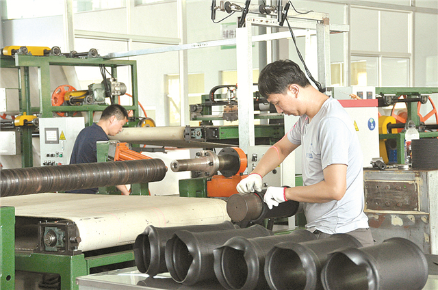 文登润通橡胶集团,文登润通橡胶车间照片