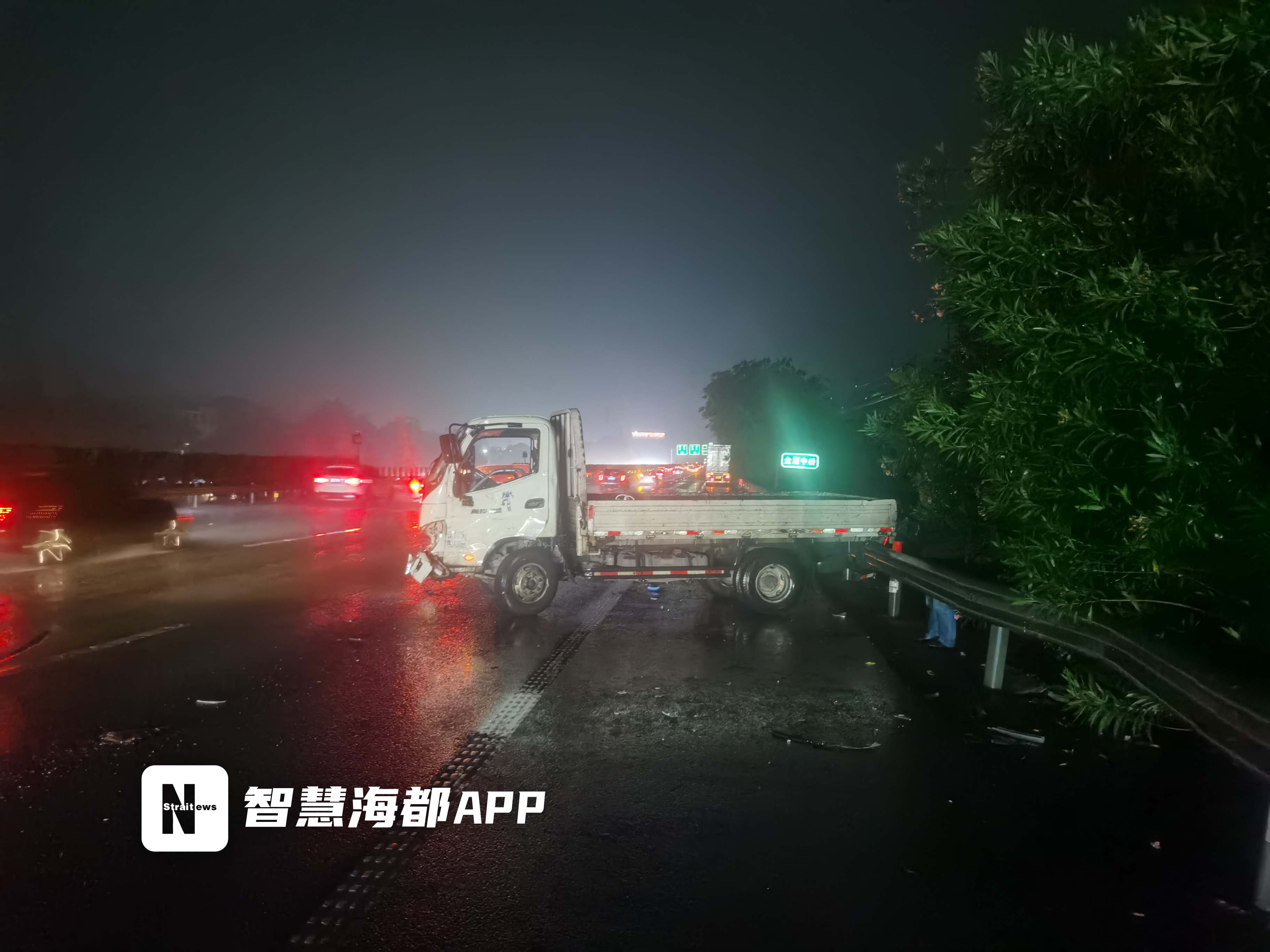 出行注意！连日雨天，泉州高速车辆打滑失控多发