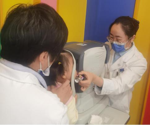 1200度近视可以做手术吗,1200度近视怎么样做视力修复