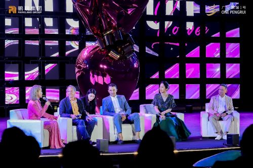 杰夫昆斯圣心五件,杰夫昆斯小狗雕塑