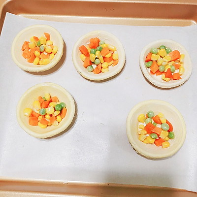 蛋挞皮小披萨好看又好吃,简约版披萨蛋挞皮