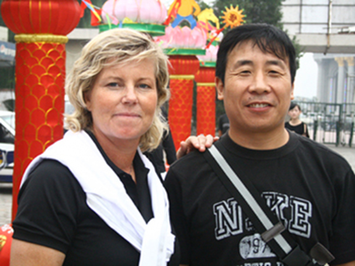 多曼斯基执教中国女足,往事如烟女兵正步走