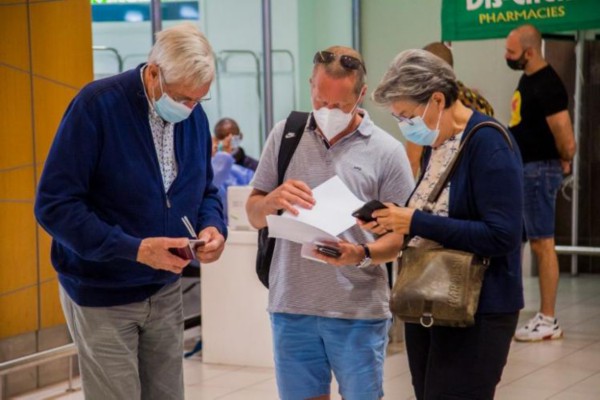 奥密克戎变异株有多少分支,新冠病毒奥密克戎变异株症状