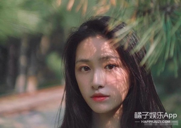 还记得《琉璃》里的小银花吗？她和宋祖儿、吴磊同班？