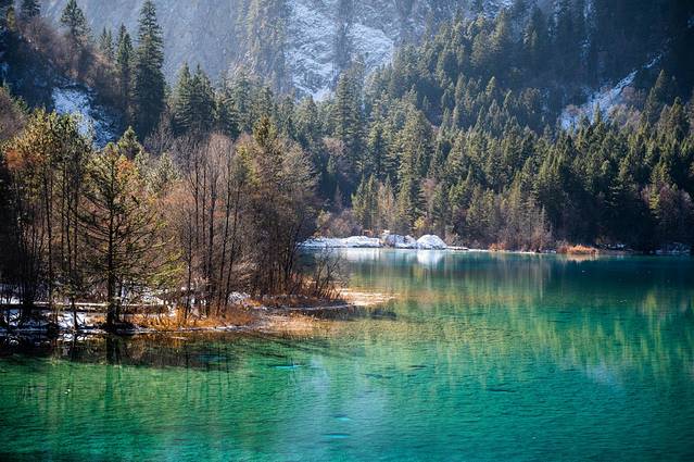 冬日九寨童话世界,九寨沟翠海蓝冰