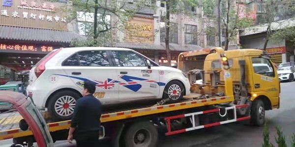 315消费者维权标题,315消费者维权场面震惊