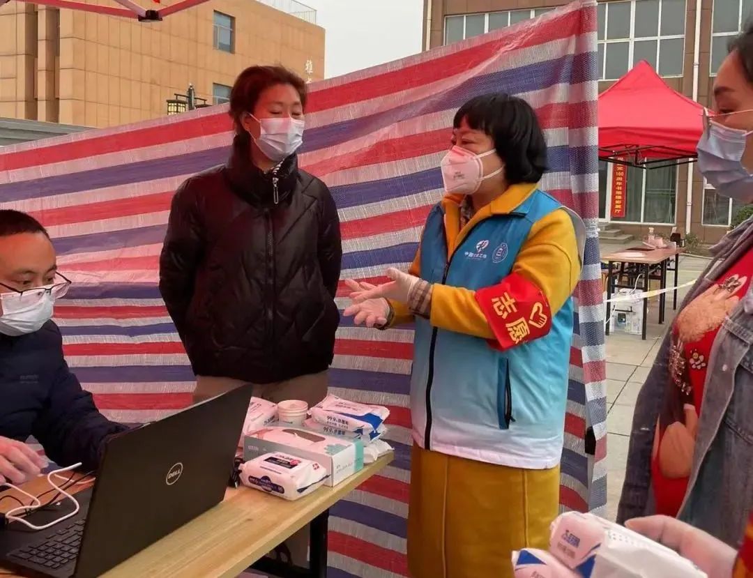 战疫志愿者宣传,文明风采志愿者