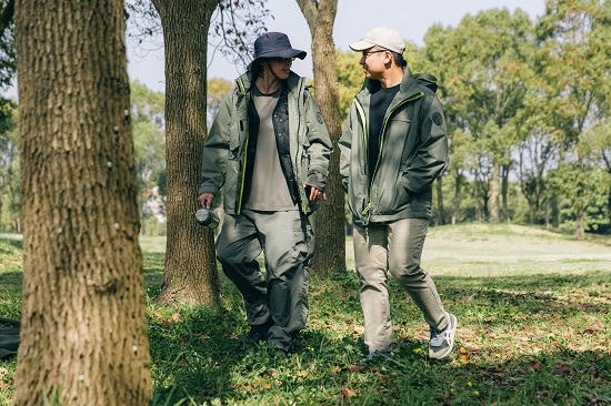 波司登新款露营系列怎么样,波司登羽绒服户外露营