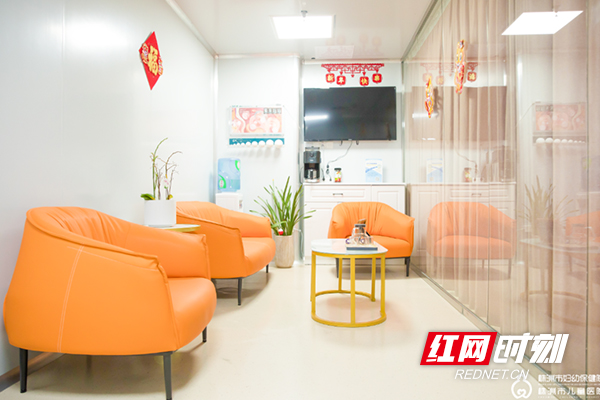 去除子宫肌瘤和活检能同时进行吗,多发性子宫肌瘤不做手术有危险吗