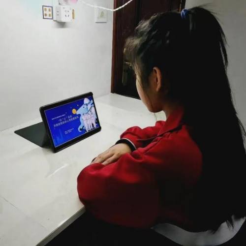 沈阳于洪区教师志愿者,学校不忘初心牢记使命志愿者活动