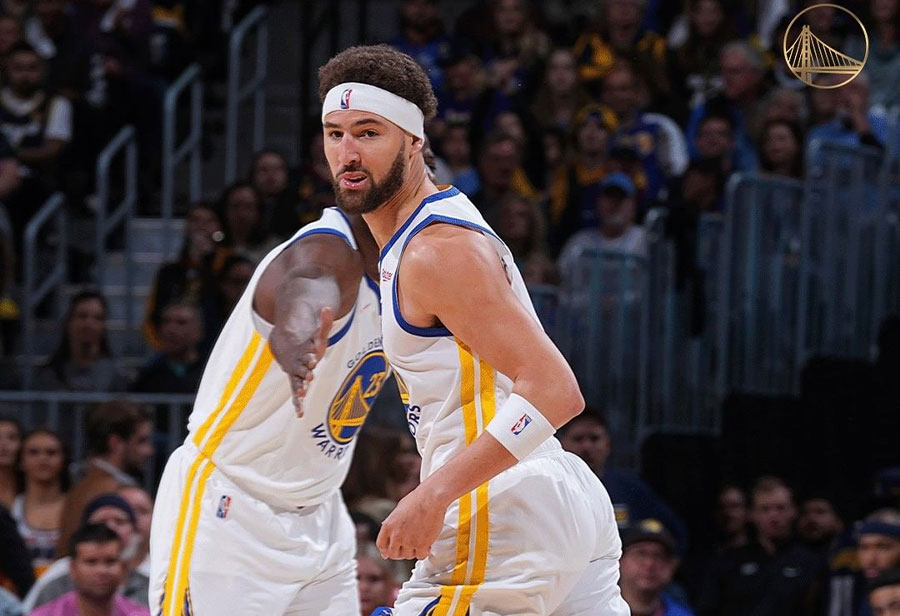 汤神上脚蓝色球鞋,汤神总决赛穿的鞋