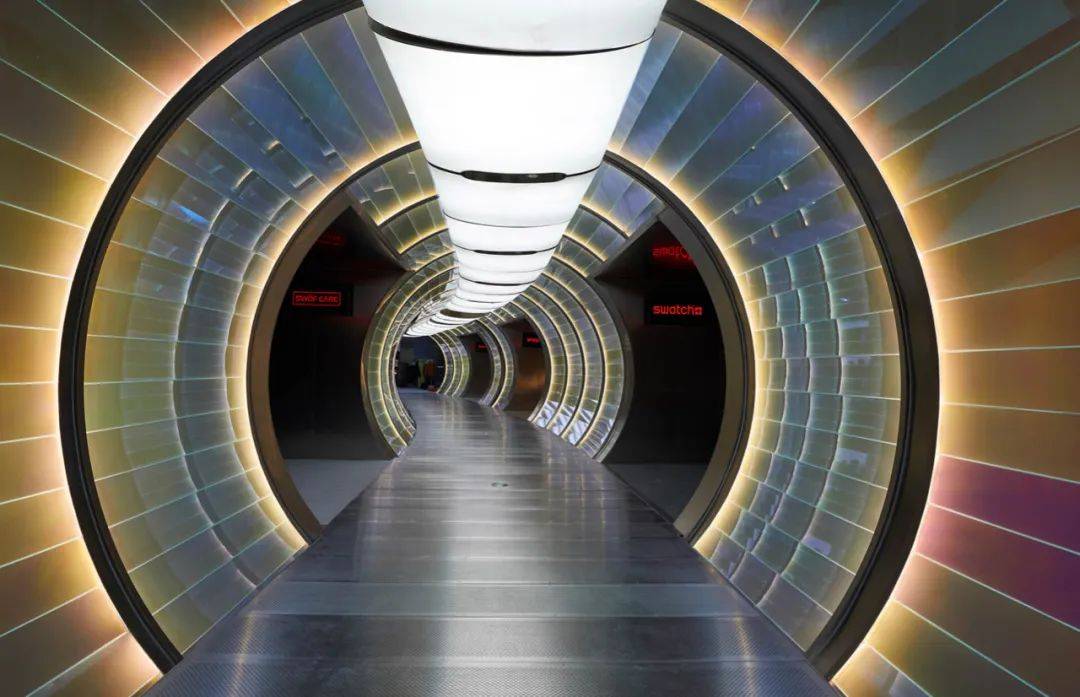 三里屯门面新主人，从来不是一家卖太阳镜的公司