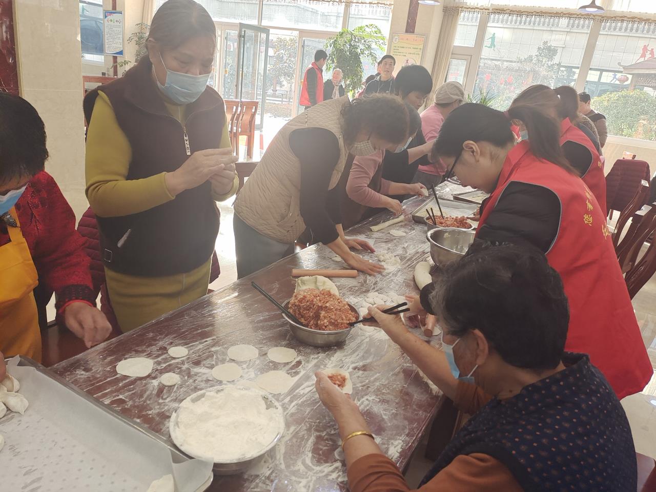 针对留守老人的社区服务方案,加强离退休干部服务管理