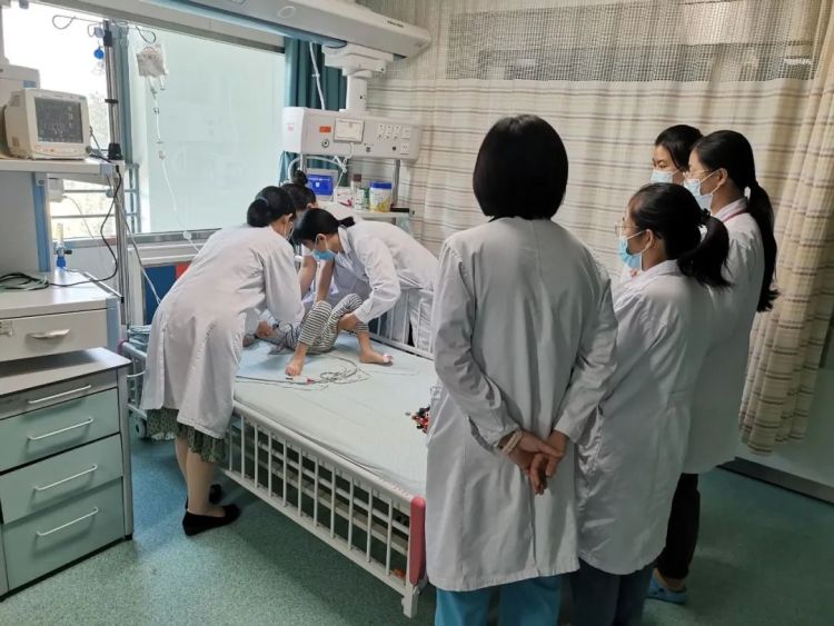 5岁男童贫血,男童贫血是什么原因造成的