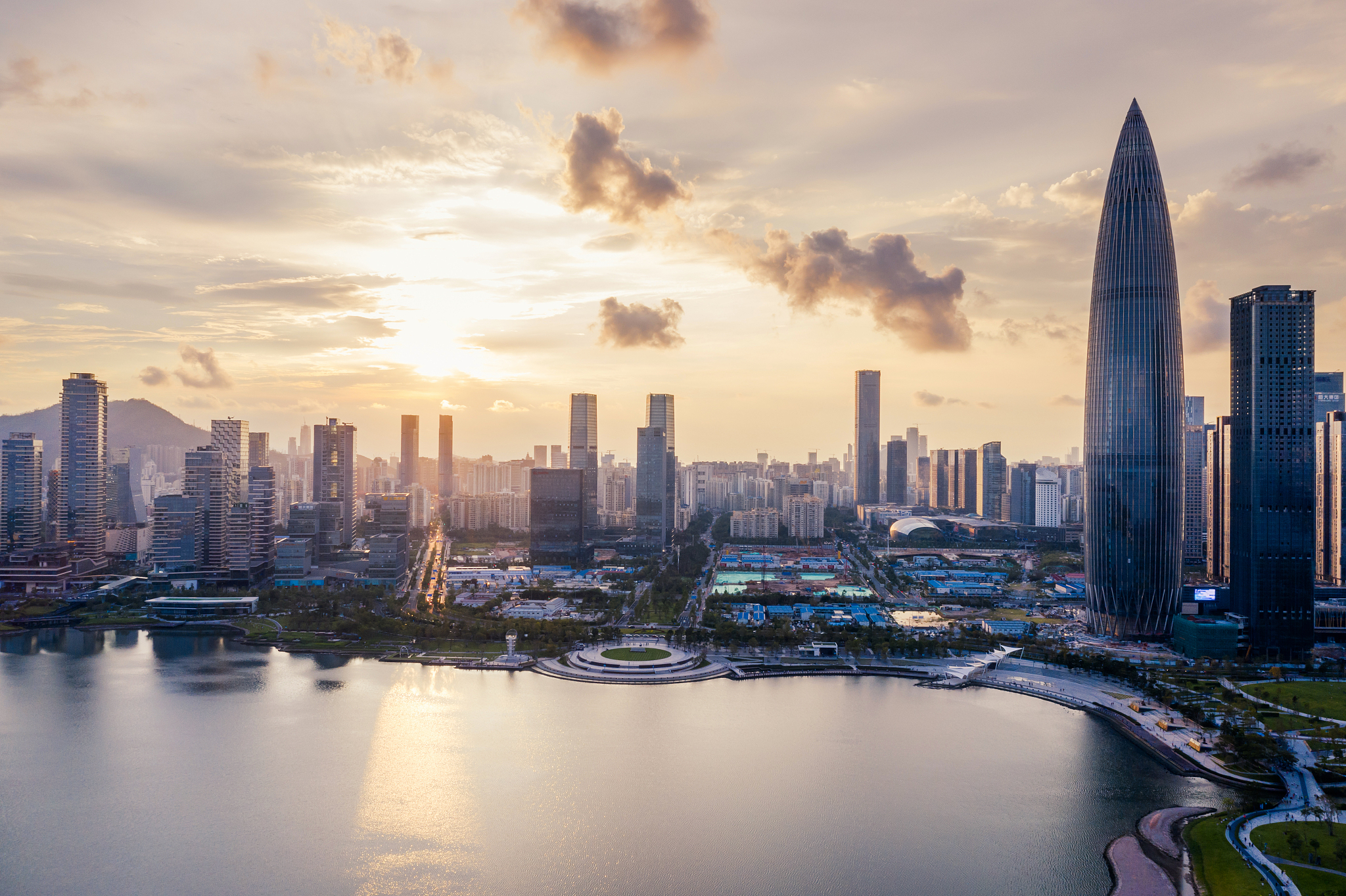 深圳推动经济高质量发展新举措,三驾马车拉动经济哪个强