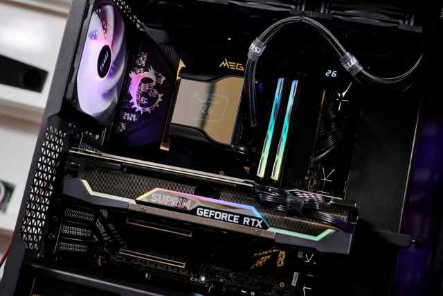 微星战神700机箱,微星700RL机箱