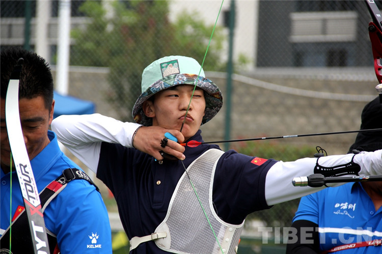 *藏西**自治区第十三届运动会射箭比赛拉开战幕，嘎玛江村获得男子个人70米双轮赛冠军