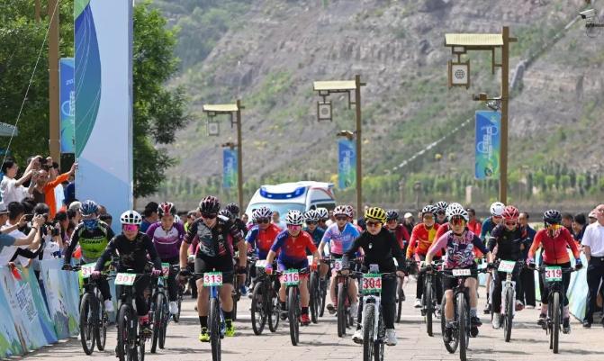 全*运民**动让生活充满活力